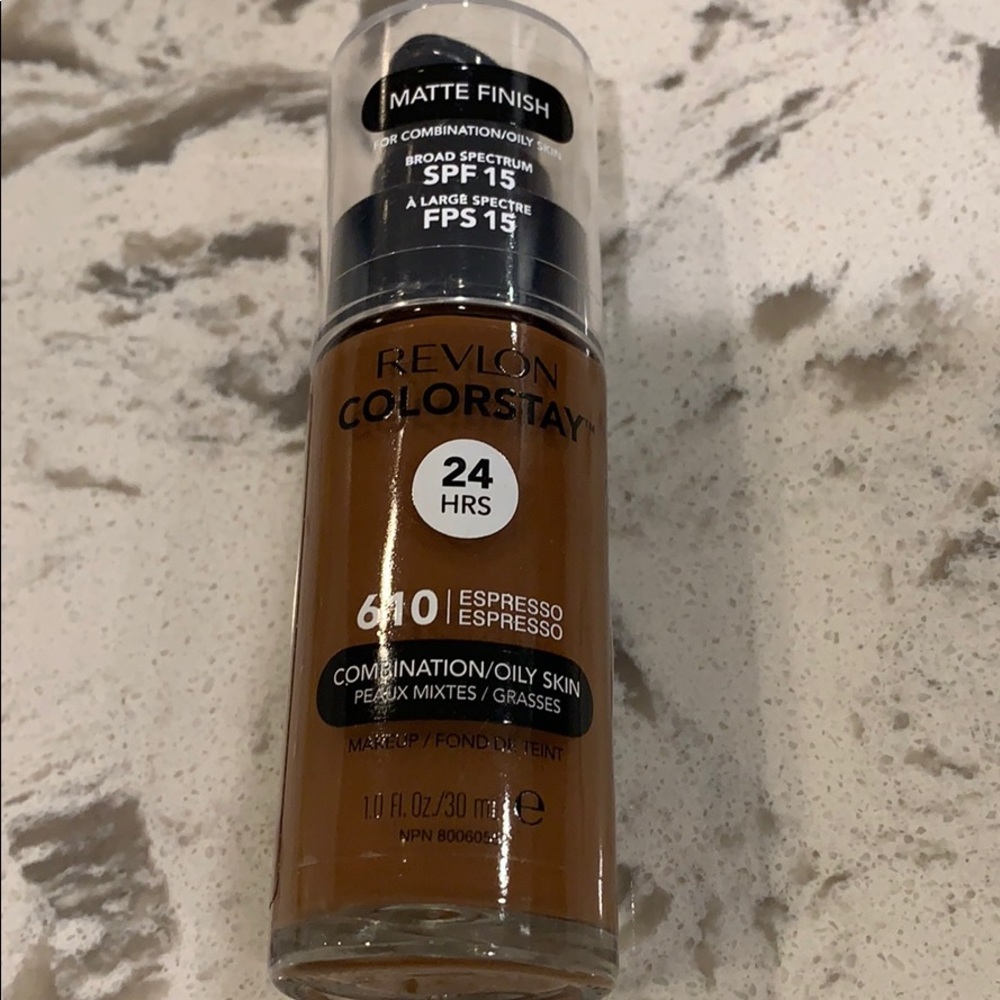 Revlon colorstay 24 hrs foundation.